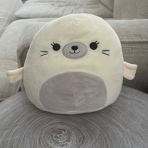 Seal Squishmallow